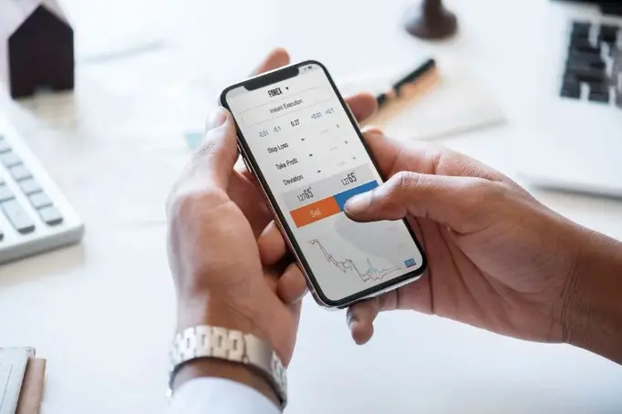 ¿Cuáles son las aplicaciones financieras para el comercio de criptomonedas?