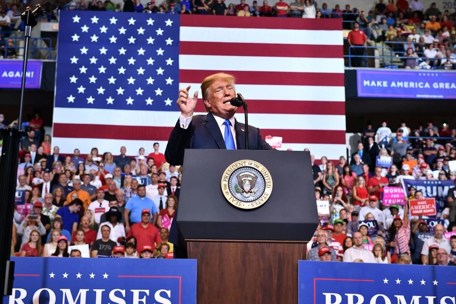 Trump busca el liderazgo de EEUU en IA y criptodivisas Trump-busca-el-liderazgo-de-EEUU-en-IA-y-criptodivisas